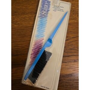 Vintage 1990's Blue Plastic Teaser Nylon Hair Brush NEW  - Stance #90756